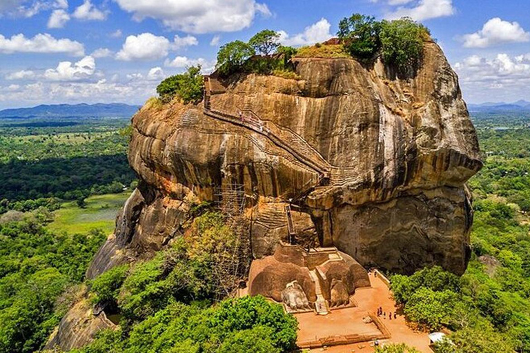 Sri Lanka Private Tour 12 days-Driver/vehicle/accommodation