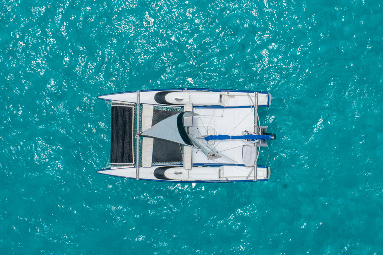 Cancún : Catamaran privé tout compris
