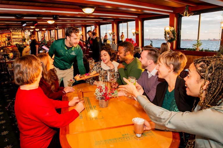 Boston : Croisière "Cocoa and Carols" pour les fêtes de fin d'annéeBoston: croisière de vacances cacao et chants