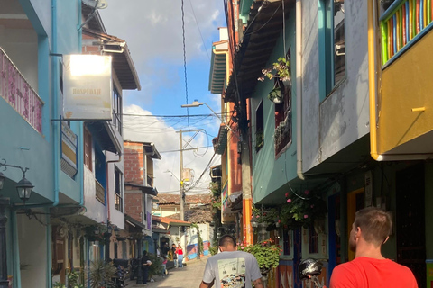 From Medellín: Guatapé and San Rafael 2-Day Adventure