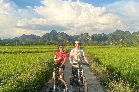 Cao Bang: 2-Day Family Experience With Local Guide 2-Day Family Experience By Car