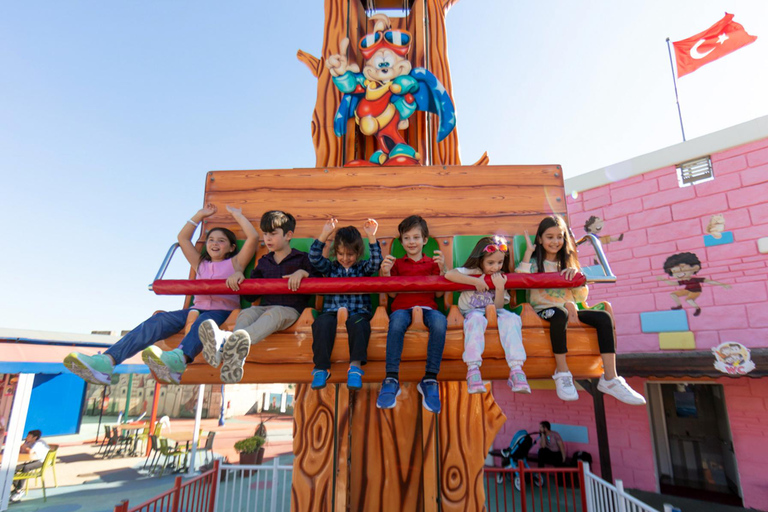 Istanbul: Vialand Theme Park Ticket with Round-Trip Shuttle Istanbul Vialand Theme Park Entry Ticket with Transfer