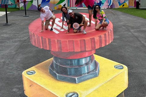 Wynwood Walls Street Art & Neighborhood Walking Tour