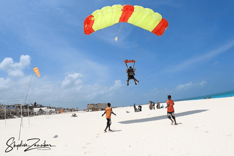 Skydive Zanzibar - Fallskärmshoppning med tandemSkydive Zanzibar