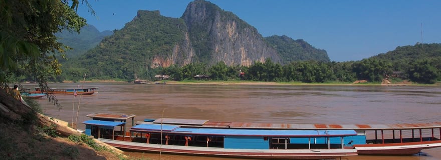 Exploration privée de la grotte de Pak Ou et de la chute d'eau de Kuang Si avec déjeuner