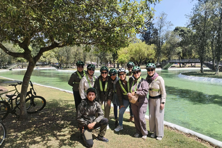 TOUR URBANO IN BICICLETTA DI QUITOTOUR IN BICICLETTA PER LA CITTÀ DI QUITO