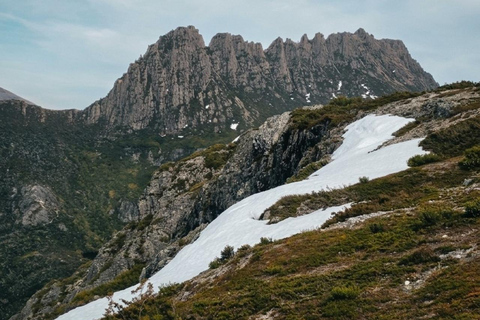 Hobart: Cradle Mountain & Cataract Gorge 2-Day Tour