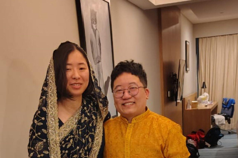 Wedding Wear & Bollywood Glam Shopping Tour (Women-Led Tour) Wedding Wear & Bollywood Glam Shopping Tour (Half-Day Tour)