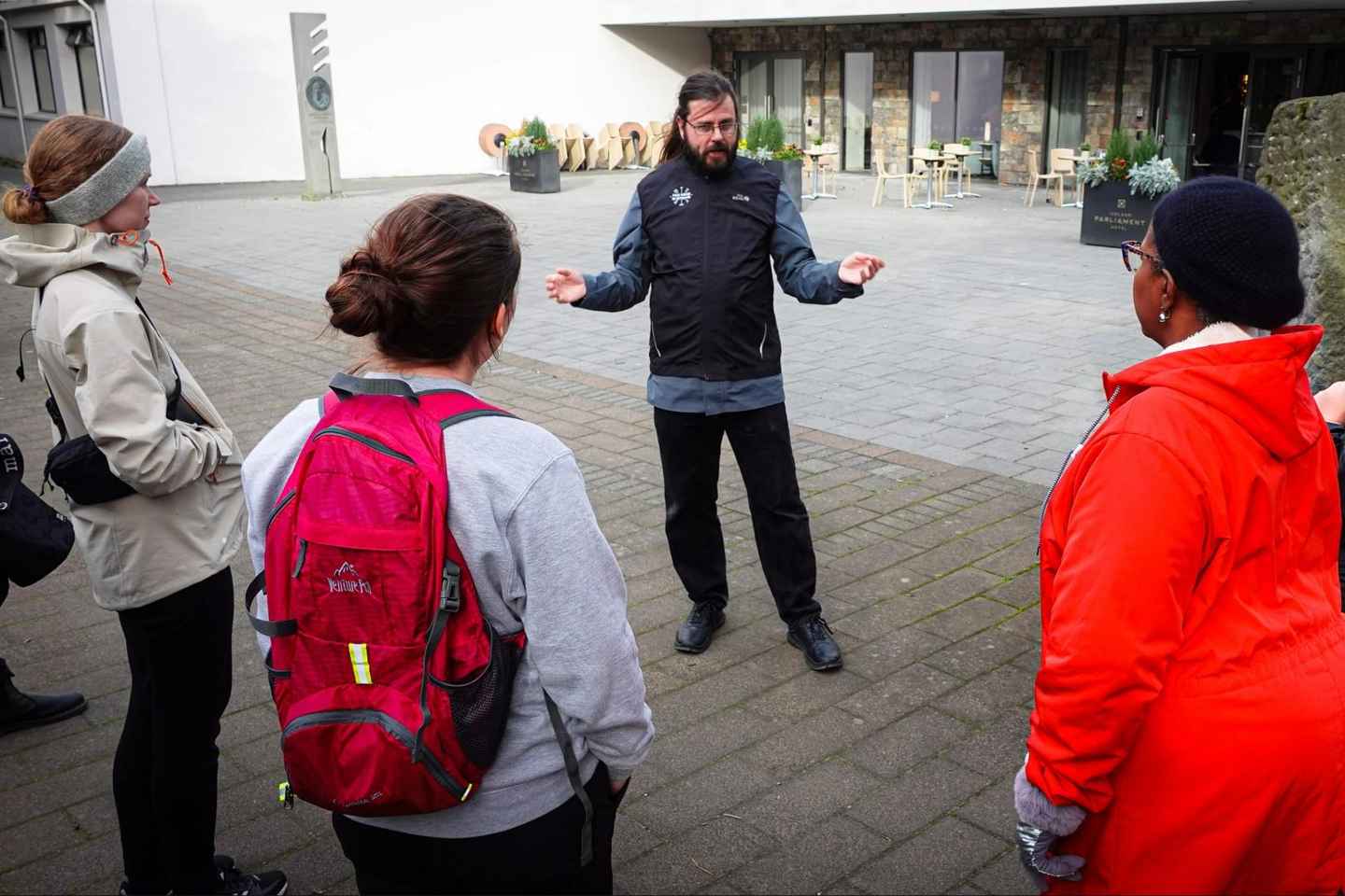 Reykjavik: Guided Folklore Walking Tour