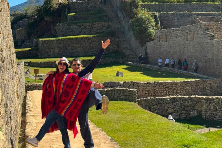 Machu Picchu Circuit 2: Classic Guided Tour & Bus Tickets Machu Picchu Circuit 2 Ticket with Shared Guide & Bus