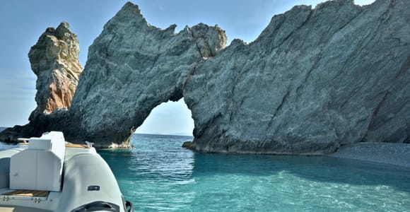 Boat Tour with a Speedboat to Lalaria Beach and Blue Caves