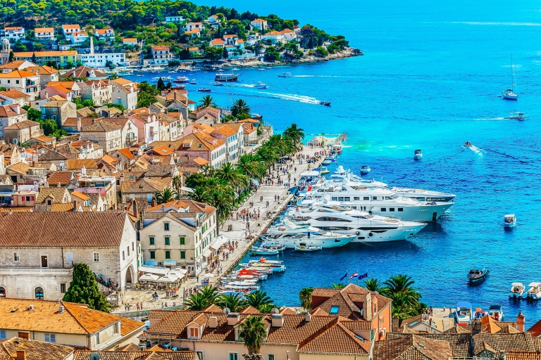 Van Split: Blauwe Grot & Vijf Eilanden met Hvar-boottocht