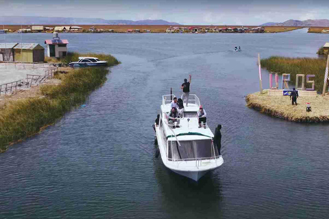 Puno: Ganztagestour zu den Uros und Taquile Inseln mit Abholung