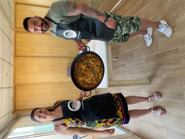 Visit Paella Lover School: cook your own paella! Full menu incl. in Magaluf, Spain