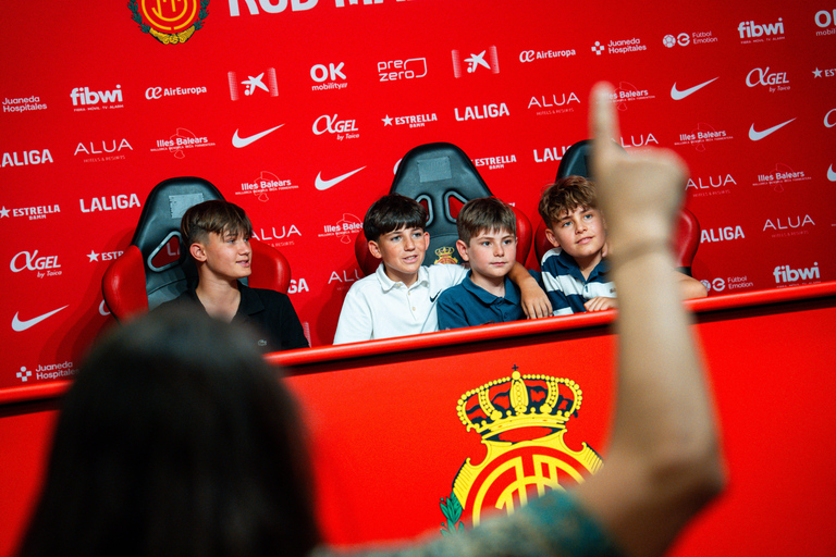 Mallorca: RCD Mallorca Museum & Stadium Tour Entry Ticket Mallorca: RCD Mallorca Museum & Stadium Tour + Football Park