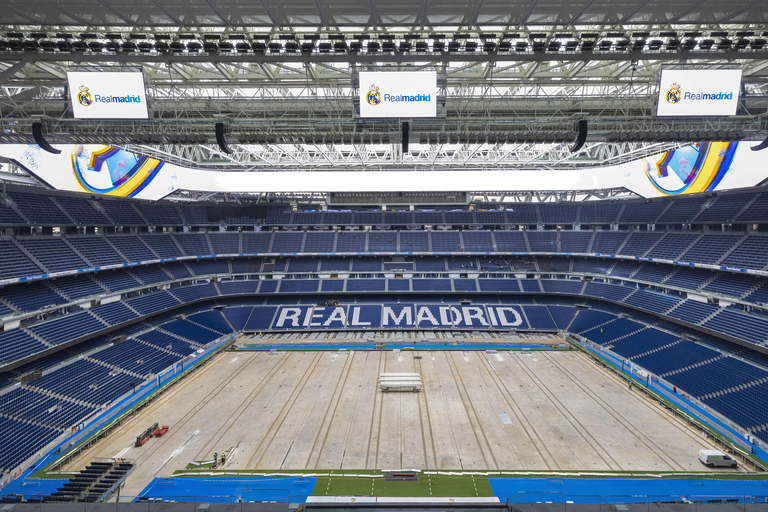 Madrid: Santiago Bernabéu Stadium Guided Tour Madrid: Santiago Bernabéu - Real Madrid Stadium Guided Tour