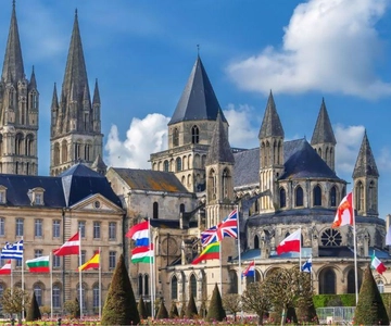 Scopri Caen come mai prima d'ora: tour guidati di storia e segreti!