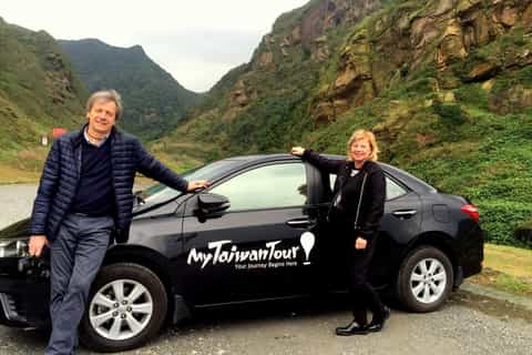 Taipei: Private Guided Tour by Premium Sedan/Van - Image 3