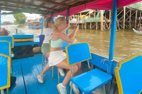 Siem Reap: Killing Fields & Floating Village Sunset Cruise Option 2: Guided Cultural Experience