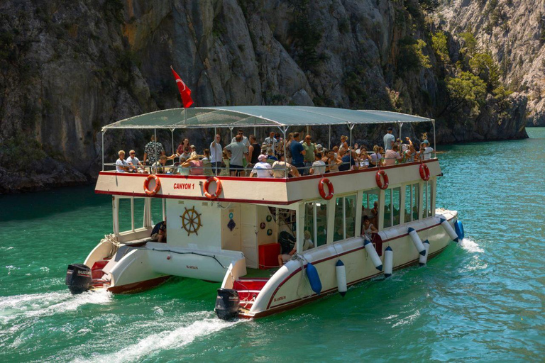 Vanuit Alanya: Rondvaart door de Groene canyon met lunch en frisdrank