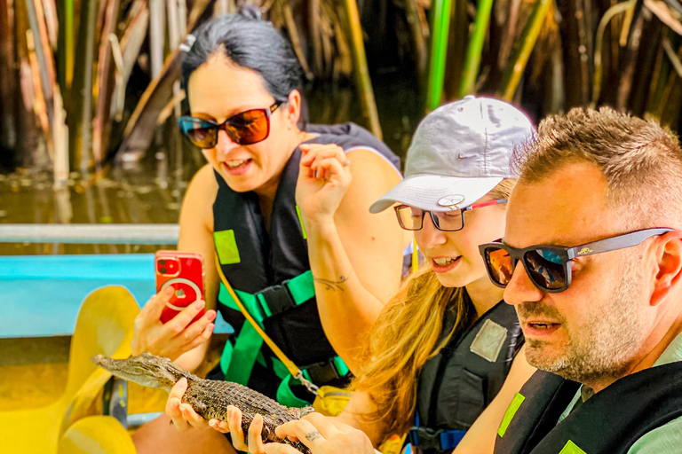 Madu River Boat Safari & Traditional Mask Workshop Visit Pick-up From: Hikkaduwa