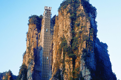 3-Day Essence Tour of Zhangjiajie (Small Group of 8 People) Customized 3-DayTourofForestPark,BaofengLake&TianmenMountain