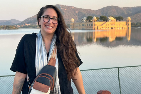 Private 6-Day Golden Triangle & Udaipur Luxury Tour Car + Guide + Monuments Tickets + 3 Star Accommodation