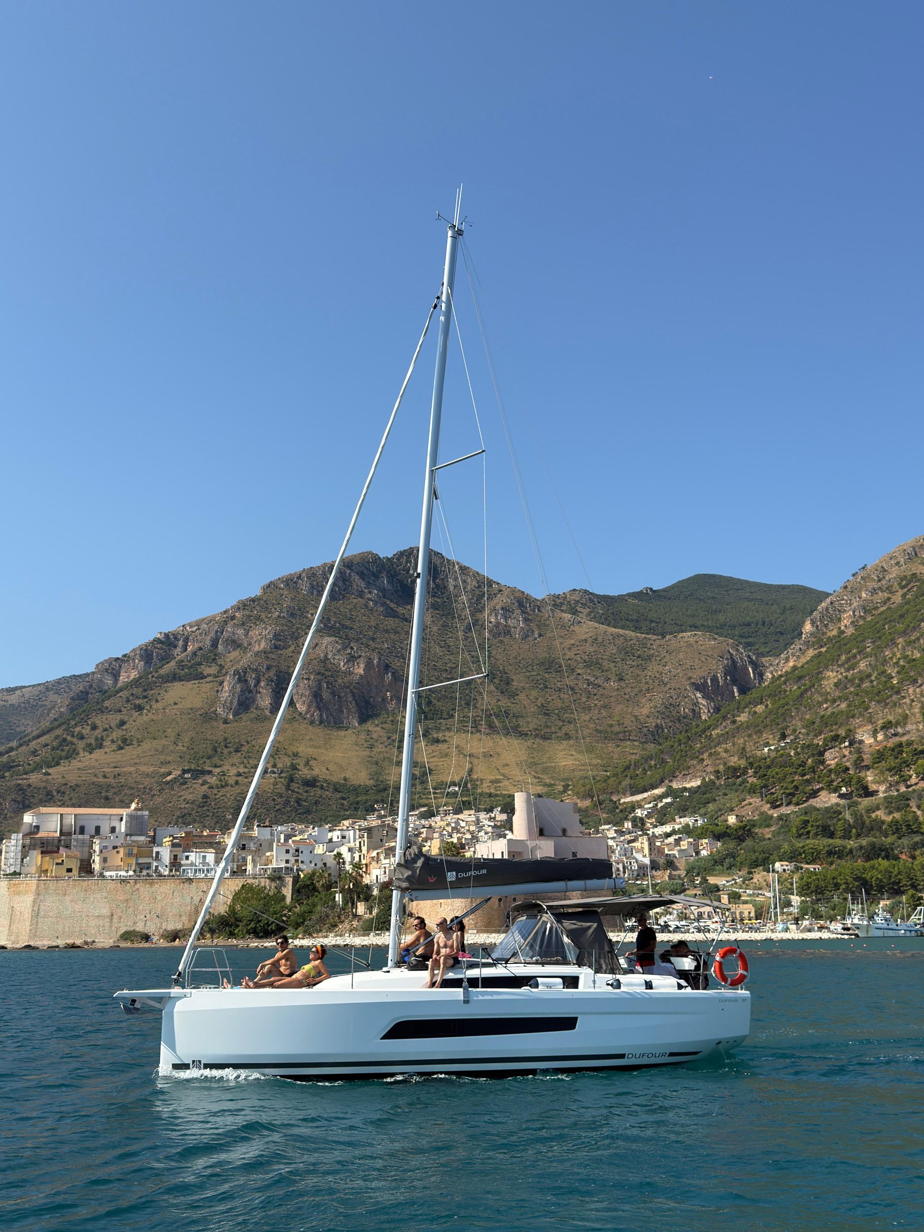 Zingaro-Naturreservat: 6-Stunden-Segeltour mit Mittagessen in Scopello
