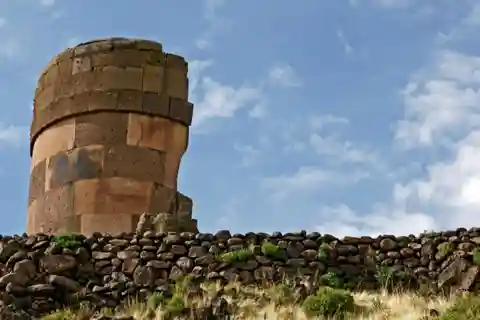 From Puno: Half-day excursion to Sillustani Tombs
