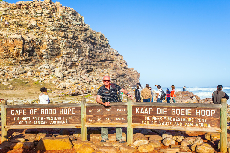 Cape Town: Table Mountain, Penguins & Cape Point Group Tour