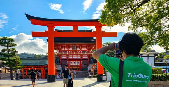 Kyoto: Fushimi Inari Taisha Guided Walking Tour