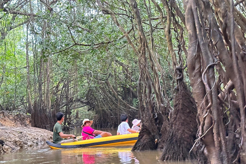 Khao Lak: Besök på elefantreservat och kajaktur i mangroveKhao Lak: kanottur i djungel och vilda djur