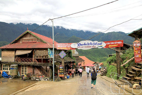 Hanoi: Sapa Excursión de 3 días Pueblo de Cat Cat, Fansipan y Moana