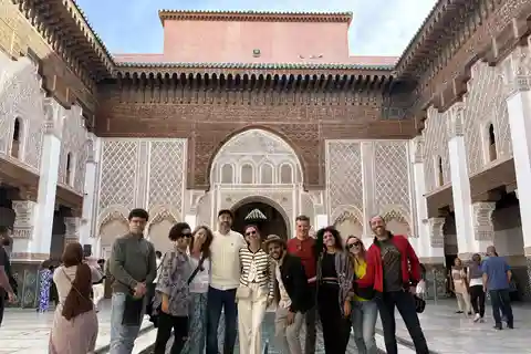 Marrakech: Bahia Palace, Museum & Top Highlights Medina Tour