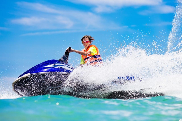 Bali: doświadczenie z Jetski Watersport Nusa DuaSkuter wodny pojedynczy 15 minut Obejmuje transport