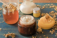 Organic Bee Balm Course - Housity