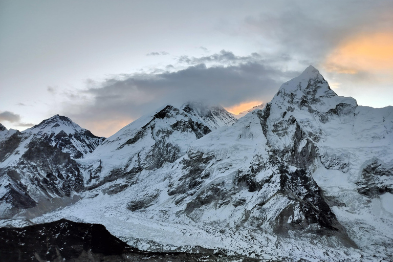 Kathmandu: 14-Day Everest Base Camp Trek via Salleri