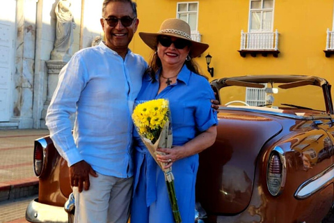 Take a ride in a vintage car and snap some photos in Cartagena de Indias Vintage car ride with a photo shoot
