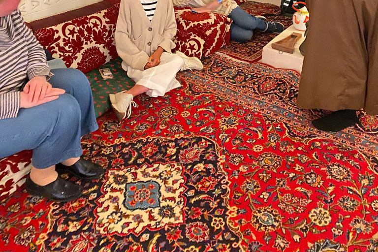 Riyadh: Enjoy Saudi Dinning Experience Flavors of the Desert