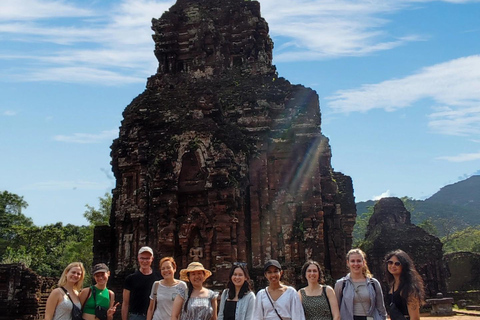 Sanktuarium My Son, miasto Hoi An, Banh My i kawiarnia - cały dzieńZ Hoi An