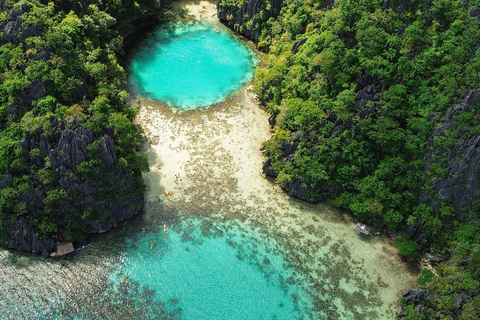 Coron Super Ultimate: 7 destinos con almuerzo y trasladosLas 7 islas que hay que ver en Coron: Con Kayangan y Barracuda