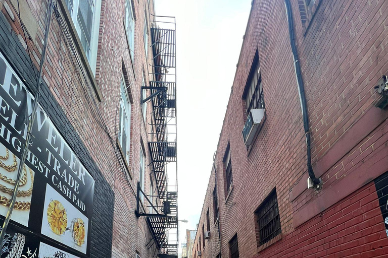 Philadelphia: Murder Mystery hunt by the Independence Hall