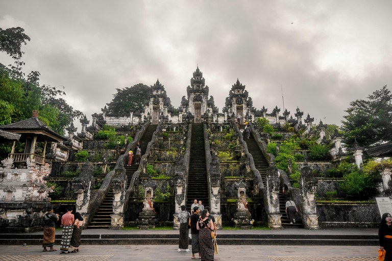 Bali: Templo de Lempuyang, Tirta Gangga y Excursión a UbudCon almuerzo