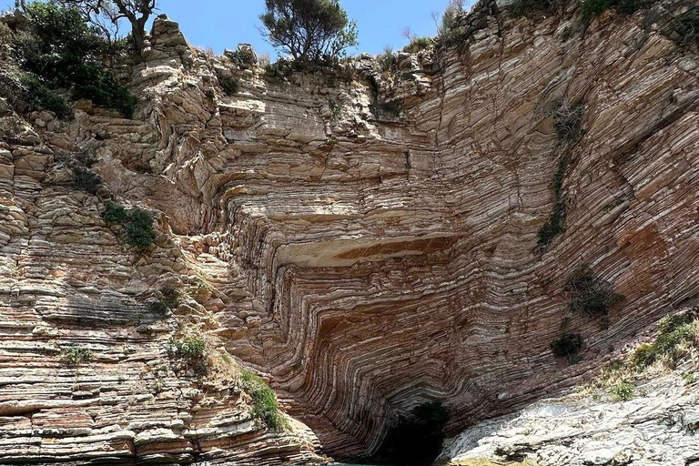 Group Boat Tour From Saranda to Krorez.Free Drink & Umbrella Group Boat Tour From Saranda to Krorez. Free Drink &Umbrella