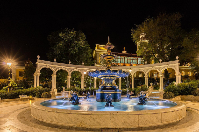 Baku: Old City Guided Walking Tour Baku Old City with professional guide group & private tour