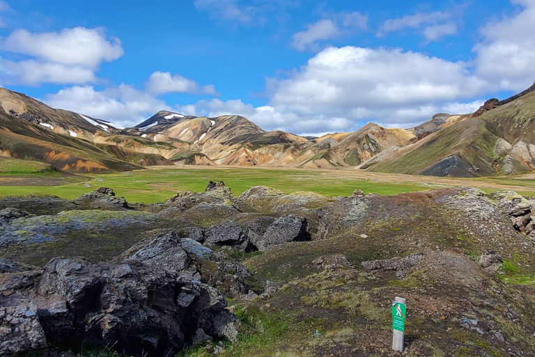 Vik: Superjeep-tur i Landmannalaugar-höglandetVik: Superjeep-tur i Landmannalaugar-höglandet för 5–8 personer