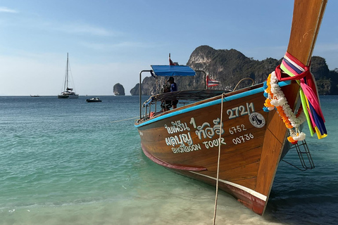 Phi Phi Islands: Full day tour by Boat Longtail