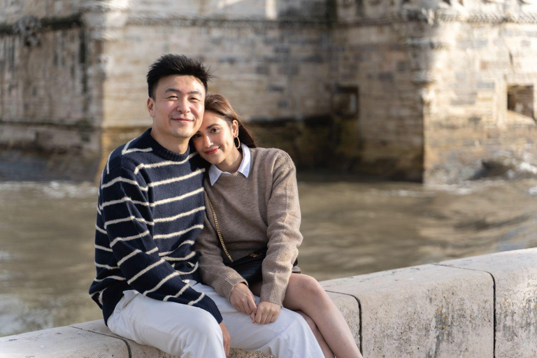 Lisbon: Professional Photoshoot at Belem Tower Premium (30 Professionally Edited Photos)