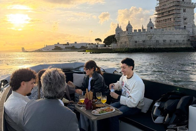 Lisbon Sunset Luxury Boat Vibes with Drinks & Pizza Lisbon Luxury Cozy Cruise with Drinks & Pizza