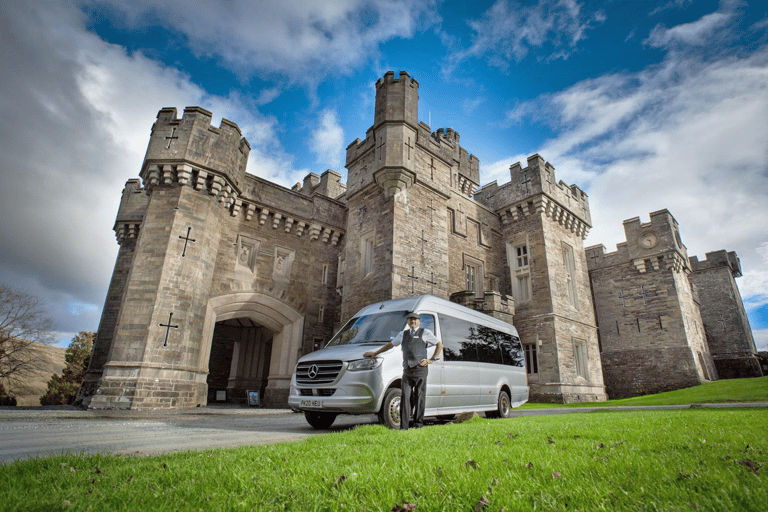 Lake District: Beatrix Potter Private Tour and Lake Cruise